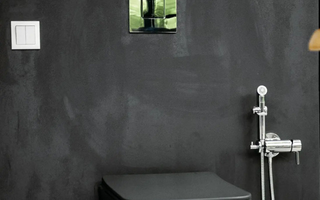 Na Beregu Reki S Privatnoy Terrasoy I Dzhakuzi Private House