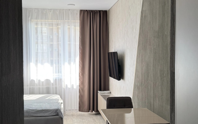 Studiya S Dizaynerskim Remontom Flat
