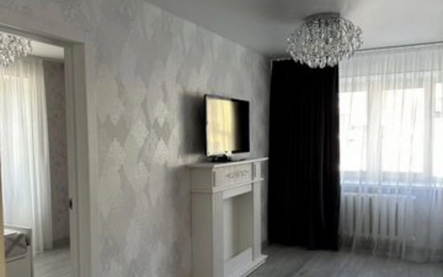 Квартира Уютная Двухкомнатная в Центре Города