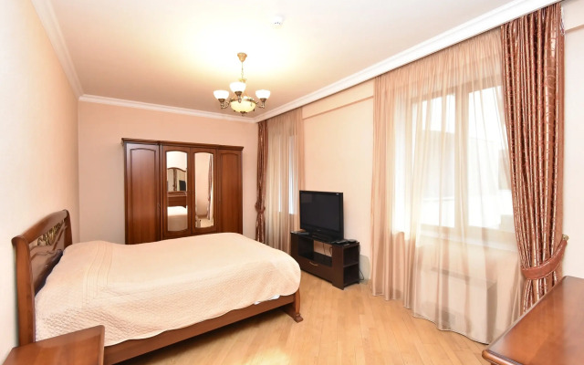 5-K v Novostroyke, Severny Prospekt, Hh106 Flat