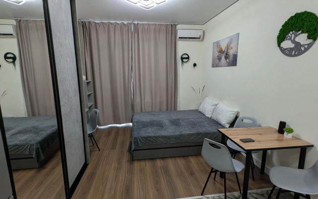 Stilnaya Studiya Na Dvoikh Natali Apart Na Metro Prokshino Flat