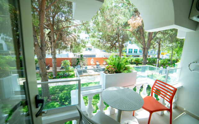 Rose Garden Premium Hotel