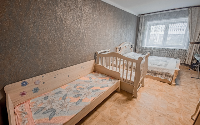 Uyut Flat