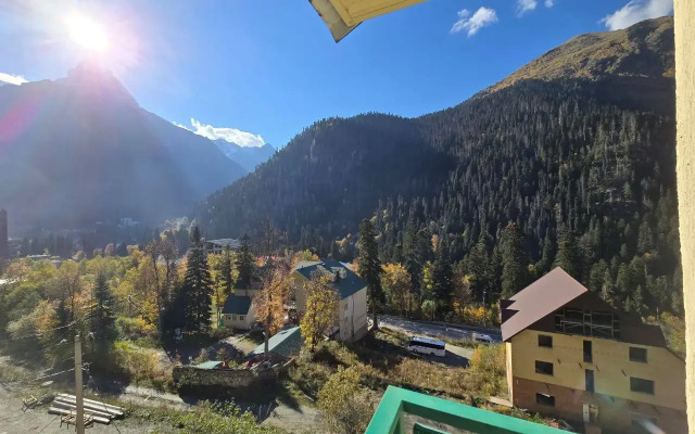 Elbrus Hotel