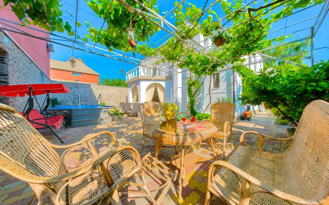 Akva Guest House