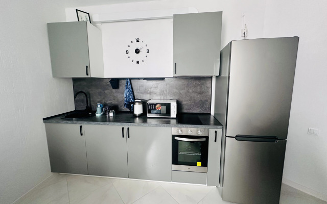 Na 24 Etazhe S Vidom Na Gorod Apartment