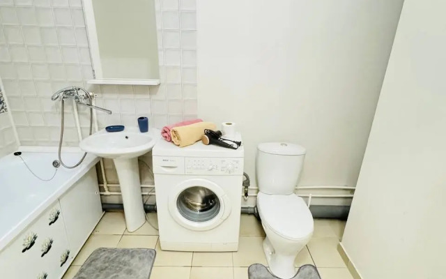 Uyutnaya Studiya U Metro Chkalovskaya Yekaterinburg Apart96 Flat