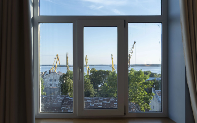 Na ul. Storozhevoy Bashni Voskhod Apartments