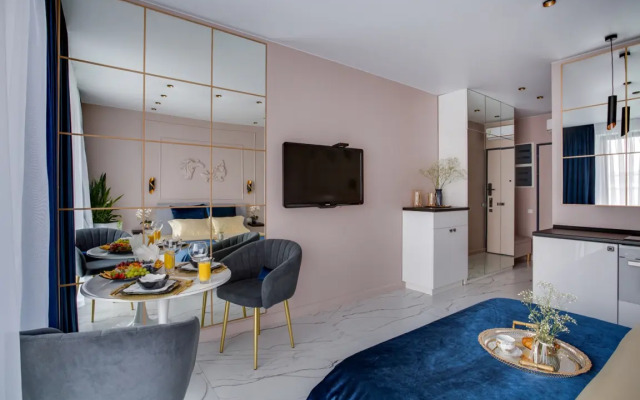 Apartments Biznes-Klassa S Vidom Na Gorod Zhk Metropoliya