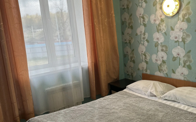 Lotos Hotel