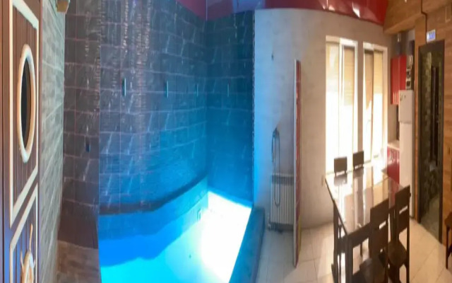 Hotel Gostinitsa Loran
