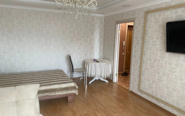 Квартира в Центре Города, Калинина 14