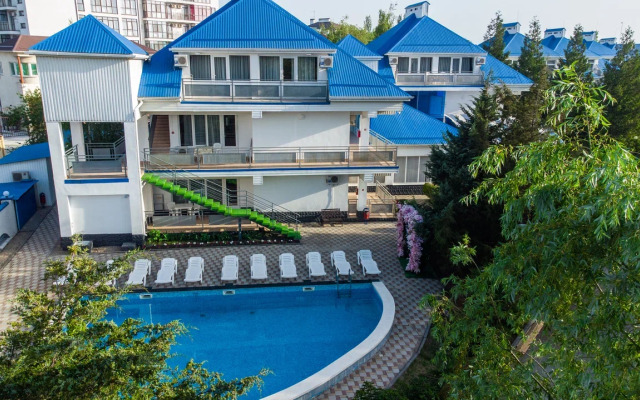 Solnechny Guest House
