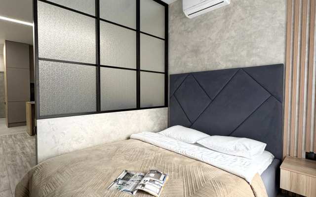 Апартаменты Улучшенные дизайнерские 37 м (Vivaldi центр Сакко 24)