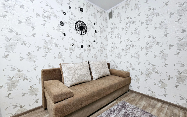 Khadi_Home nedaleko ot AGU, AGTU Flat