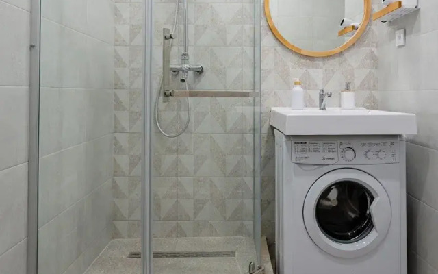 Studiya Dlya Troikh V Zhk Letniy Flat
