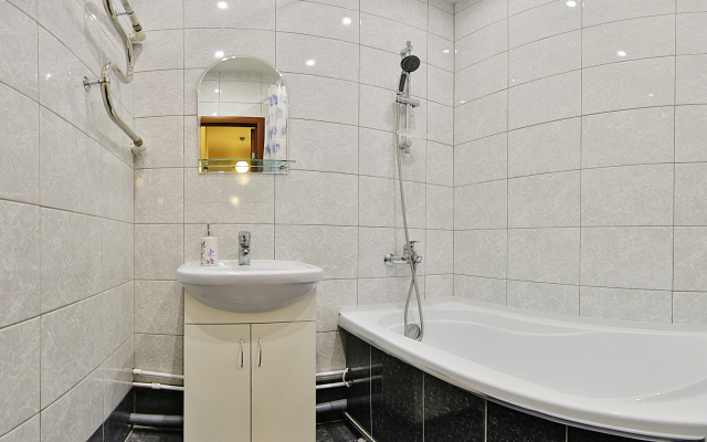 Апартаменты Двухкомнатная Квартира на Космонавте