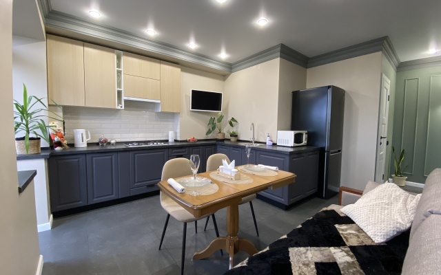 Romanovhome flat