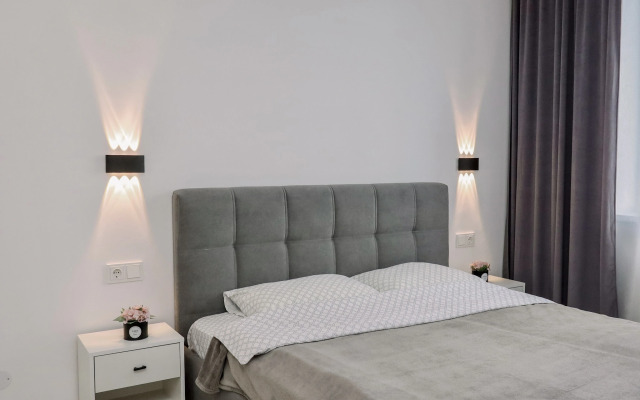 Odnokomnatnaya 50 M²  9/24 Etazh Flat