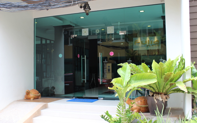 Fulla Place Hotel
