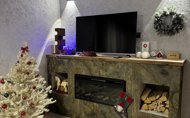 Апартаменты Охта Adventure 50м. с камином