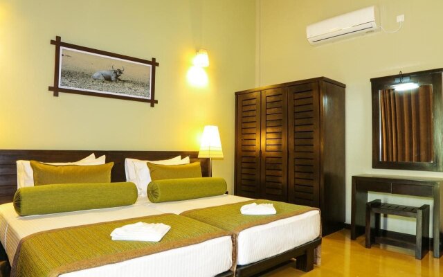 Oak Ray Wild Yala Hotel