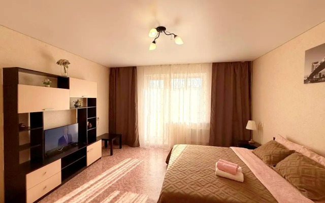 Квартира GoldApart на проспекте Победы 342а