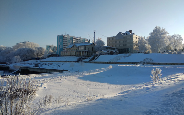 Отель 40-й Меридиан Яхт-клуб