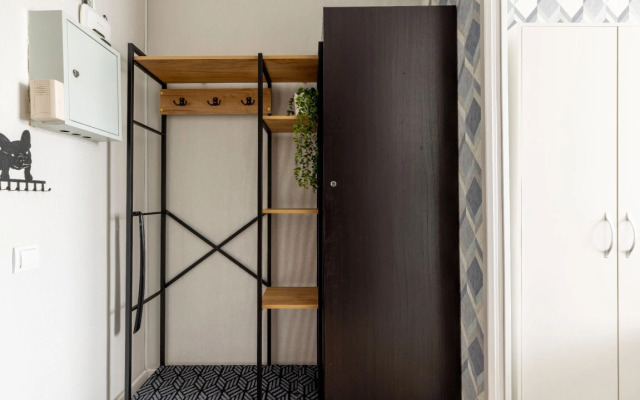 1 V Yanino Apartment