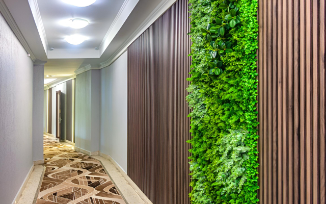 Апартаменты Elite в центре рядом с парком апарт-отель "Вернисаж"