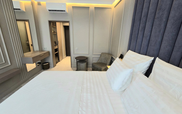 Mone 4* Apartments