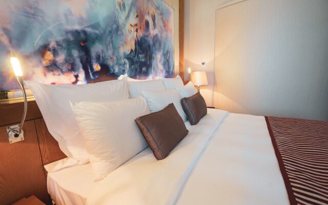 Gulf Hotel Convention and SPA, Autograph Collection