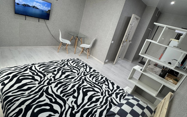 Na Ulitse Zhoresa Alfyorova 12 Flat
