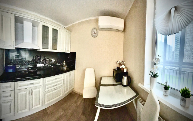 U Metro Flat