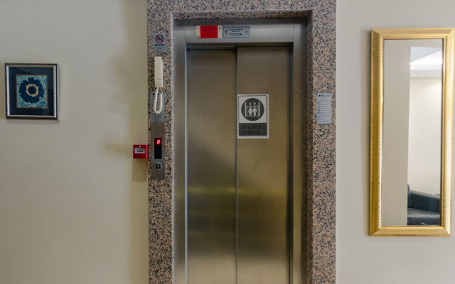Zendy Suite Apart-Hotel