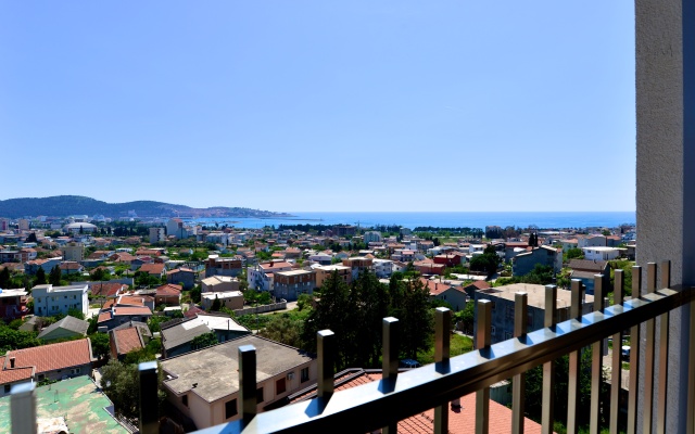 Апартаменты LuxApart Monte