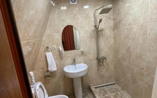 Navasard Resort Hotel