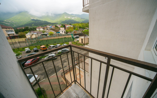 Апартаменты Вид на Горы Азимут 9