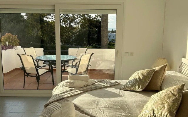 ТаунХаус Near Puerto Banus