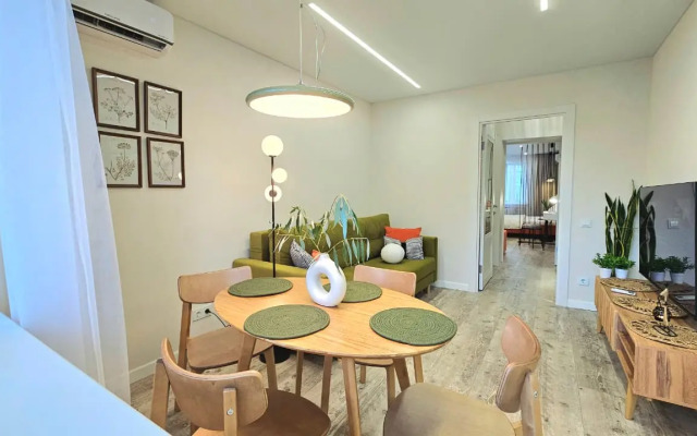 U Ozera Kaban: Stilny Remont I Idealnoye Raspolozhenie! Flat
