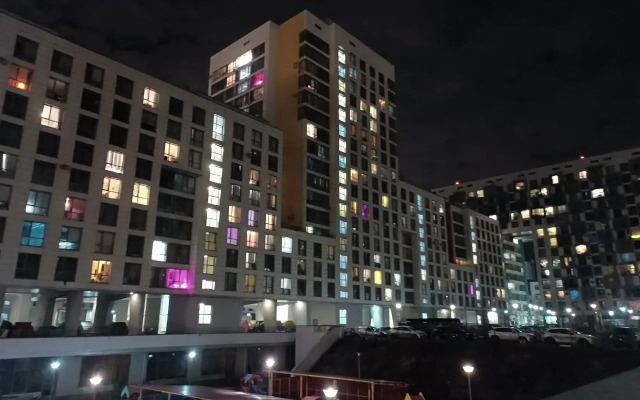 Uyutnaya dvukhkomnatnaya s konditsionerom Ermitazh Flat