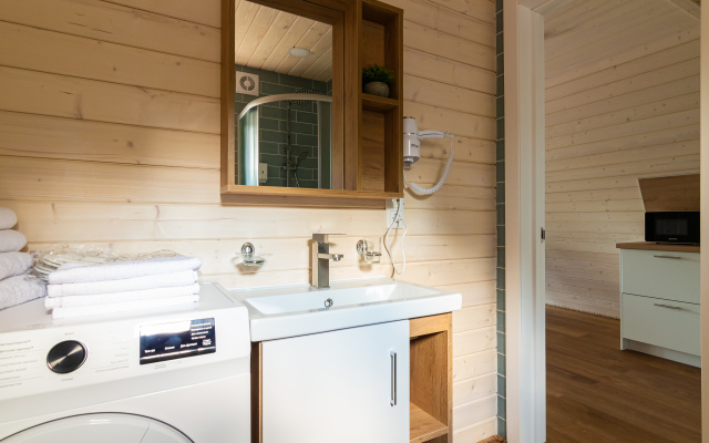 No. 3 Cosmos Krasnoe Ozero Guest House