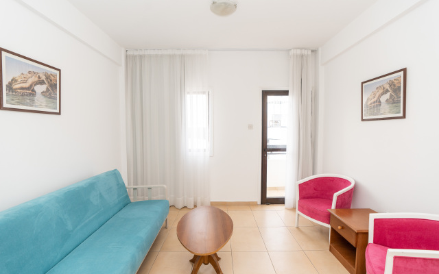 Flora Hotel Apartments
