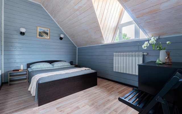 Частный дом Двухэтажный коттедж с 4 спальнями