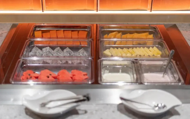 Отель Blue Hippo Hotel