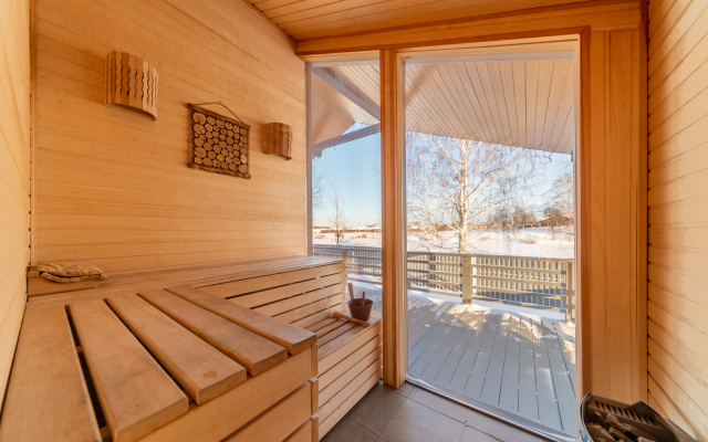 Гостевой дом LuckyHomeRent Домик у Озера 1