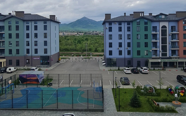 Loft4you Sunny - kvartira 2-komnatnaya (ryadom Pyatigorsk, Zheleznovodsk) Flat