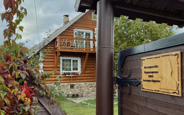 Гостевой дом Дом-Изба Александра Абдулова