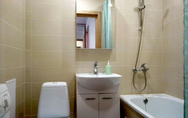 Квартира на улице Хлыновская 28