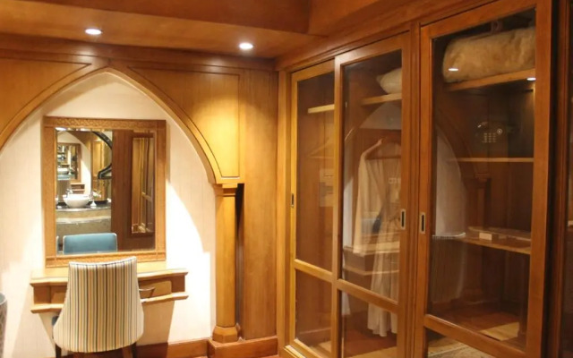 Helnan Landmark Hotel